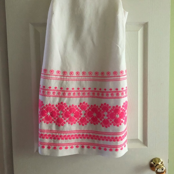 Darling Vineyard Vines dress - Picture 2 of 3